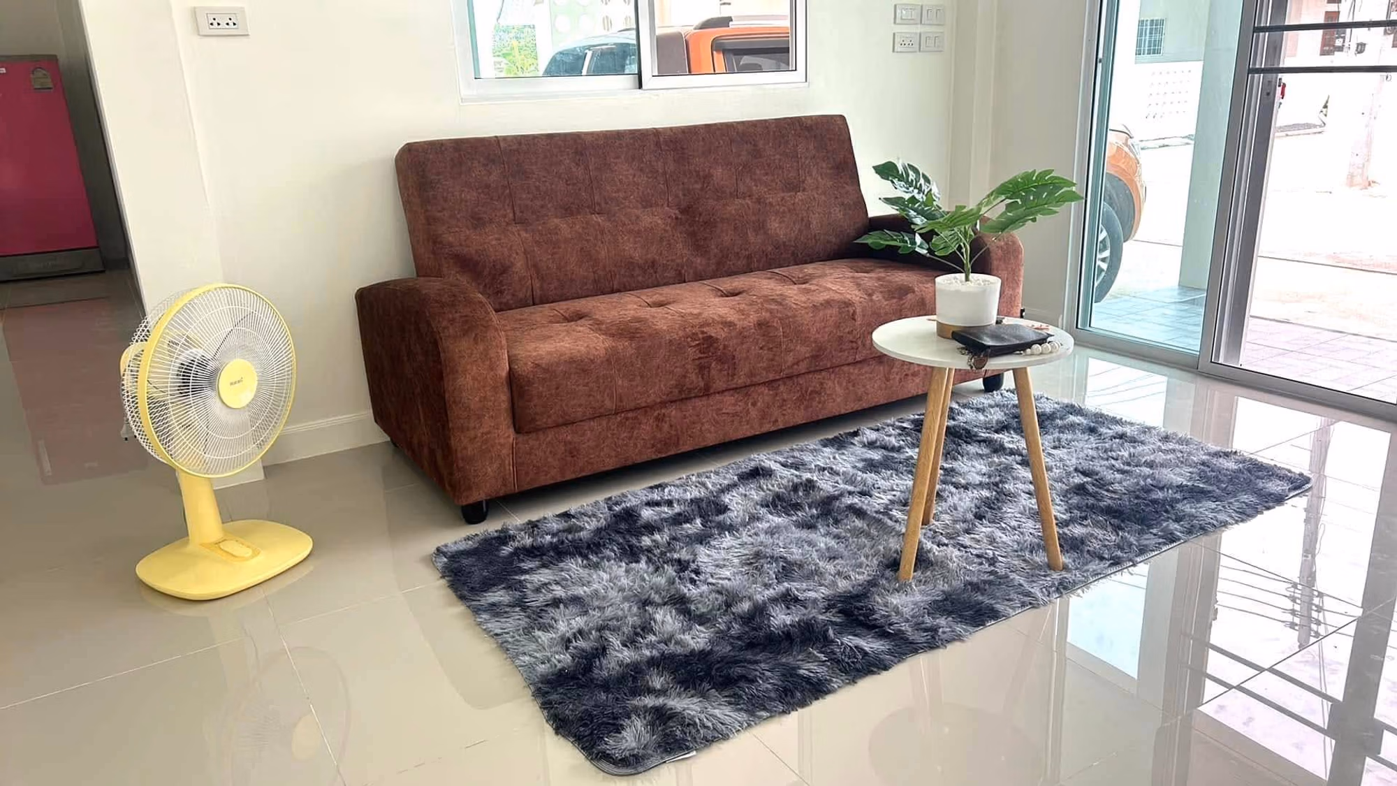 3 Bed House for Rent in Hang Dong - Image 4
