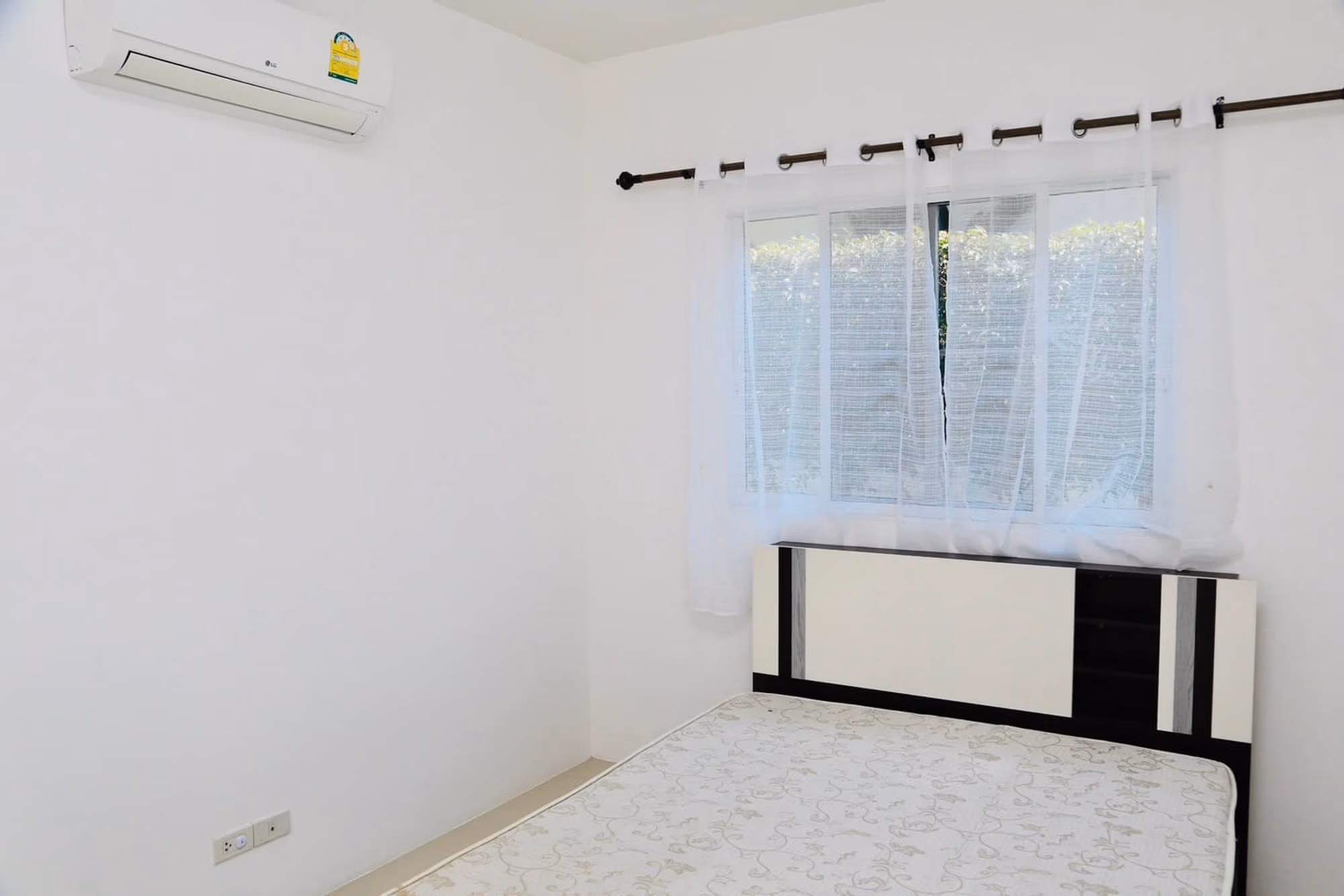House for Sale in San Na Meng, San Sai. - Image 6