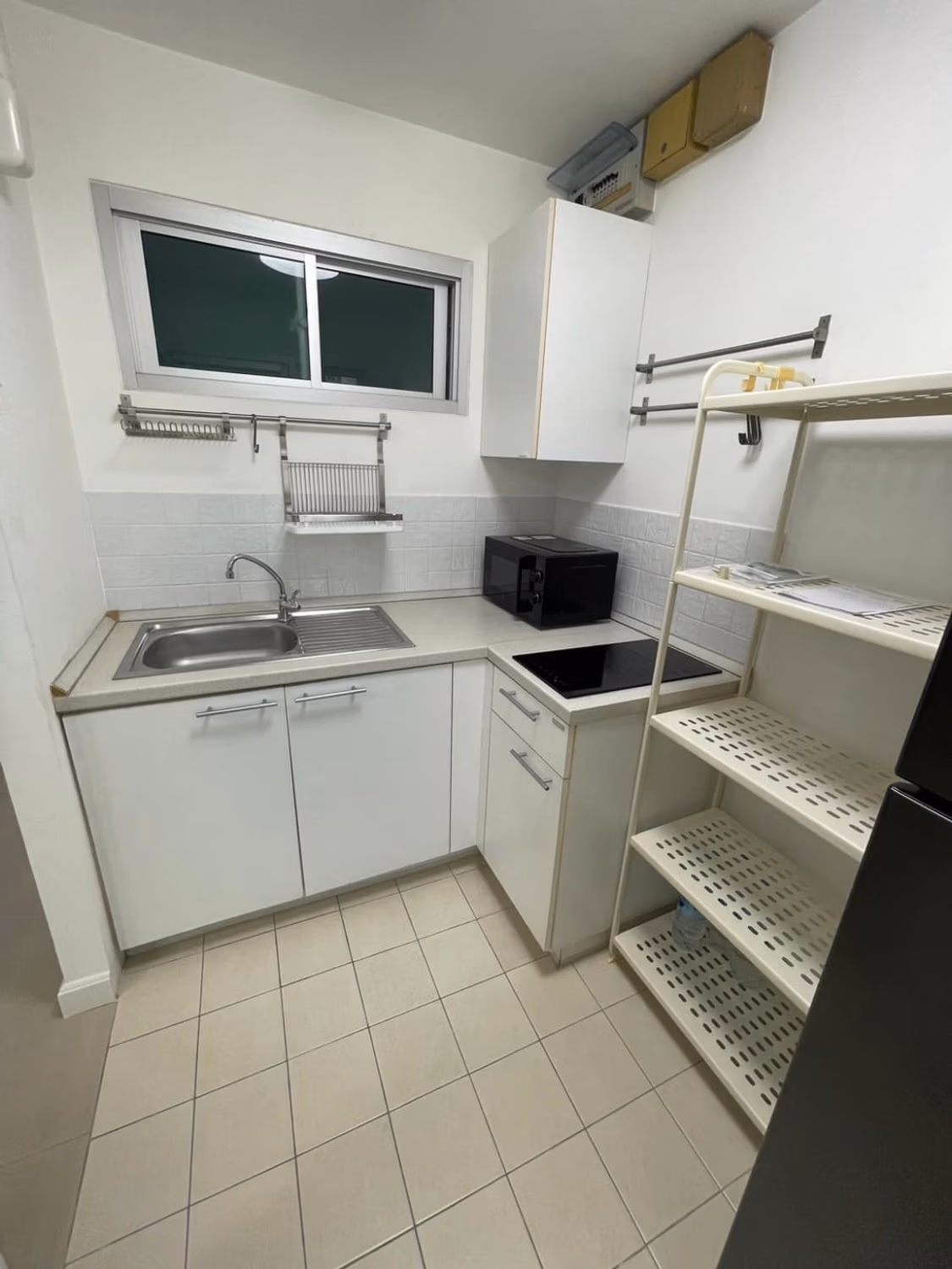 1 Bed Condo for Rent in Khlong Toei - Image 4
