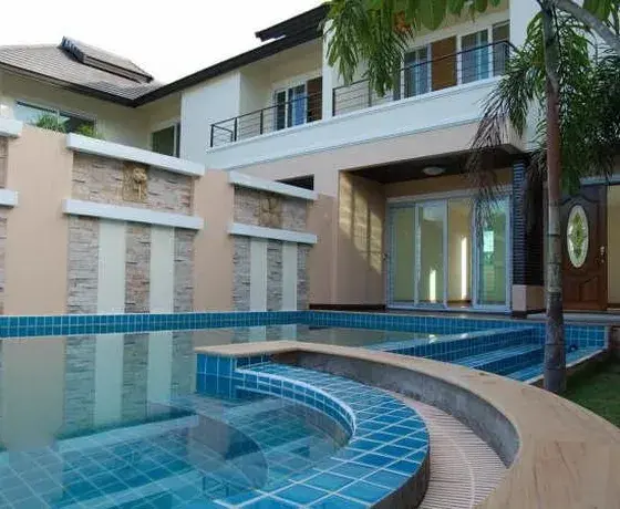 5 Bed House for Sale in Hang Dong - Image 40