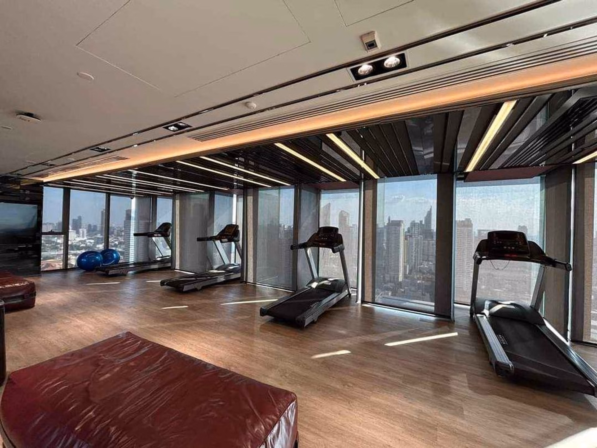 Condo for Rent at Life Asoke Hype - Image 9