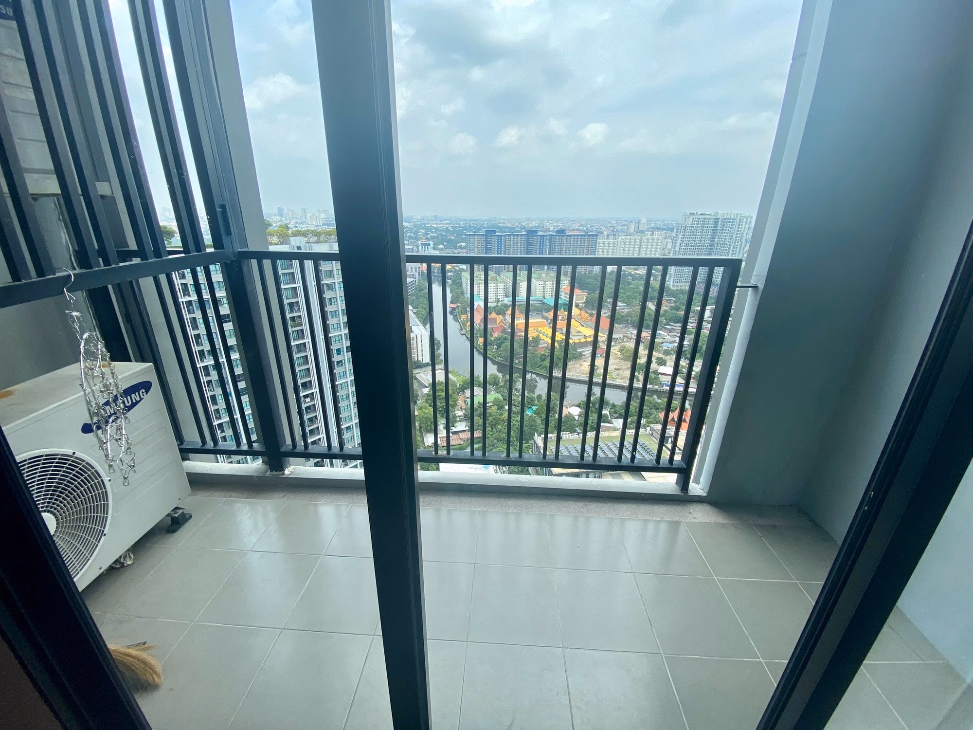 2 Bed Condo for Sale in Watthana - Image 7
