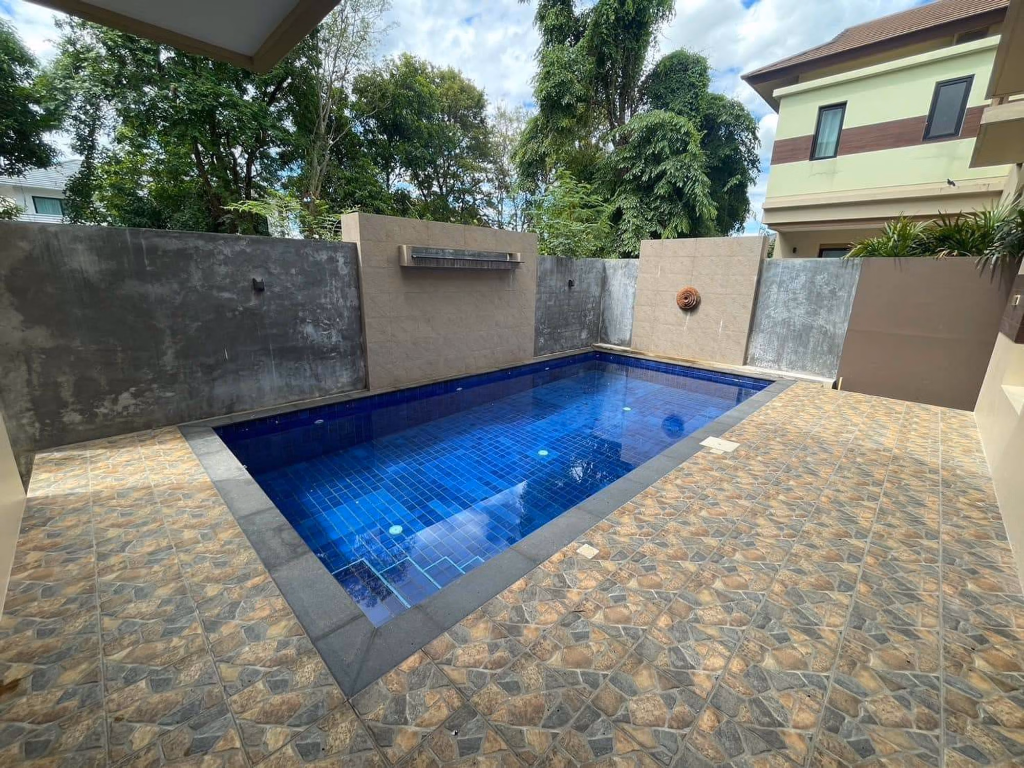 4 Bed House for Sale in อำเภอสันทราย - Image 16