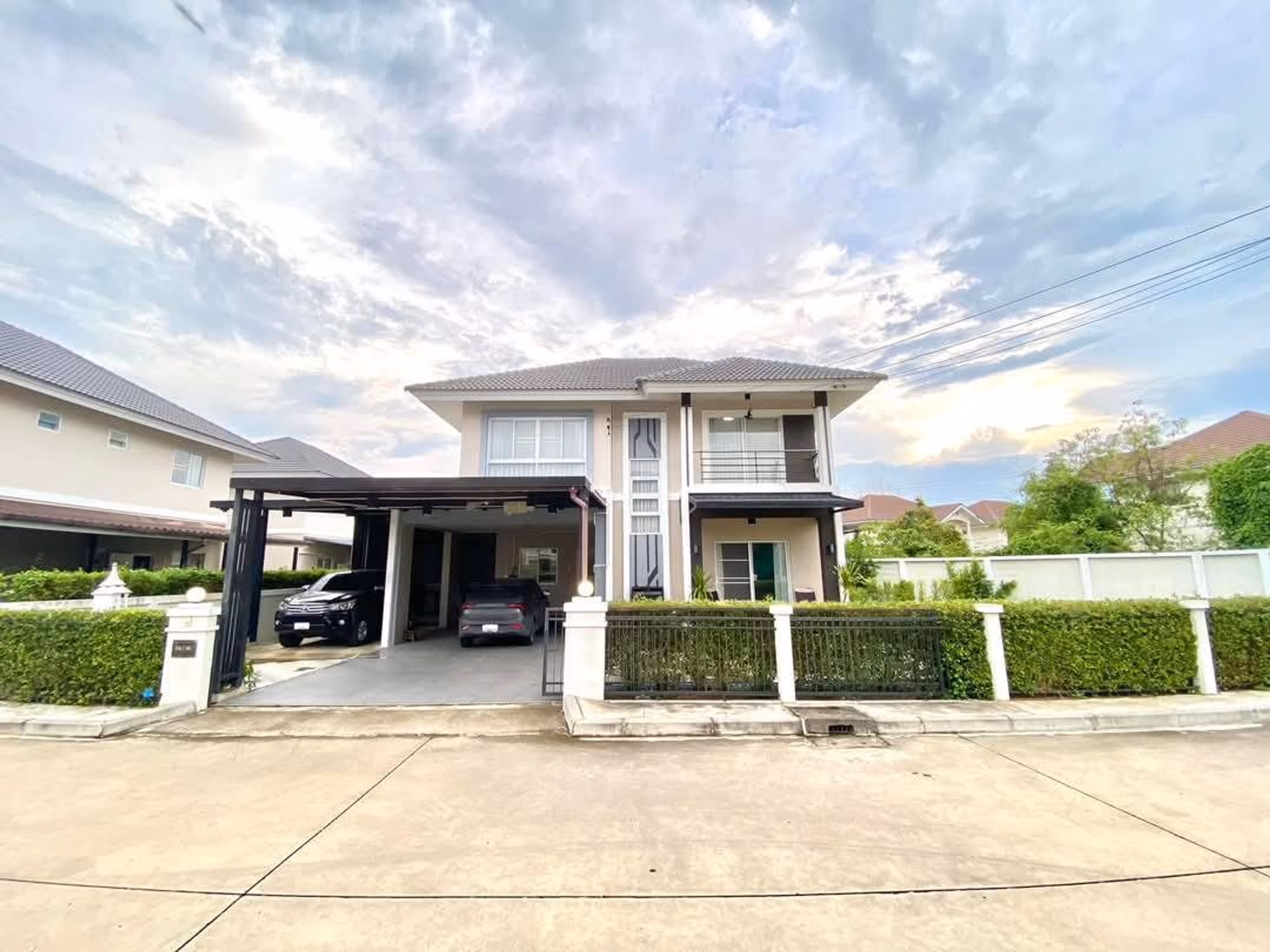 3 ห้องนอน บ้าน สำหรับ ขาย ใน San Kamphaeng - Image 1