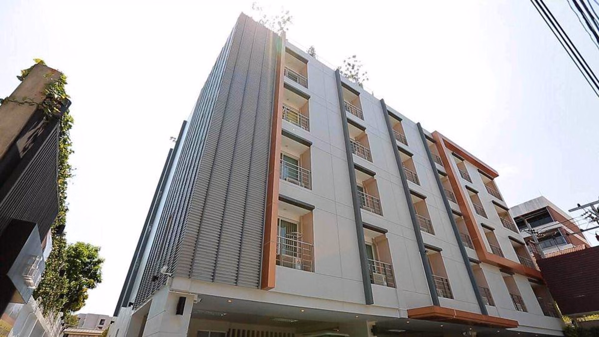 Flawless Sathon Residence - Image 7