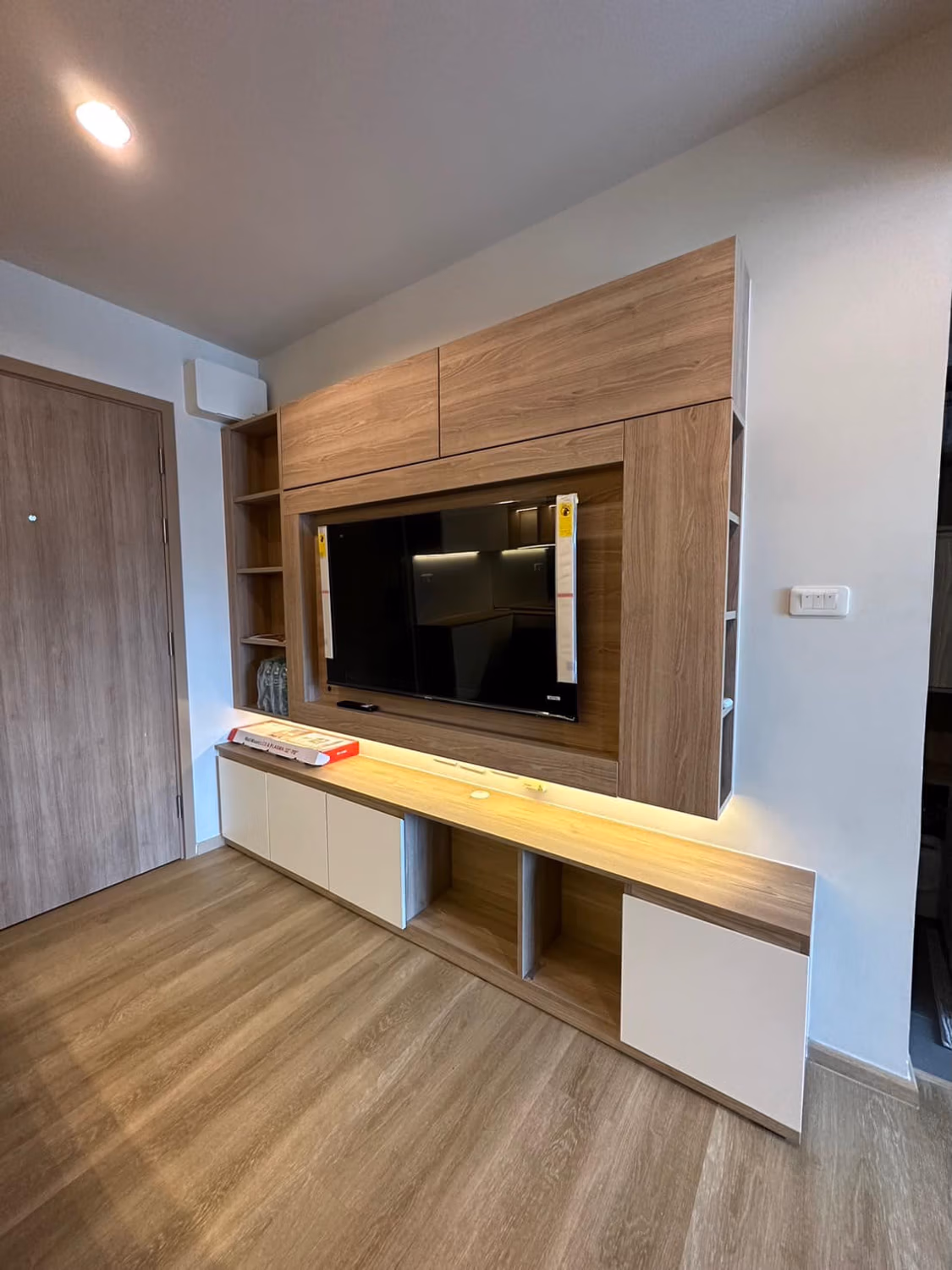 Condo - Image 2