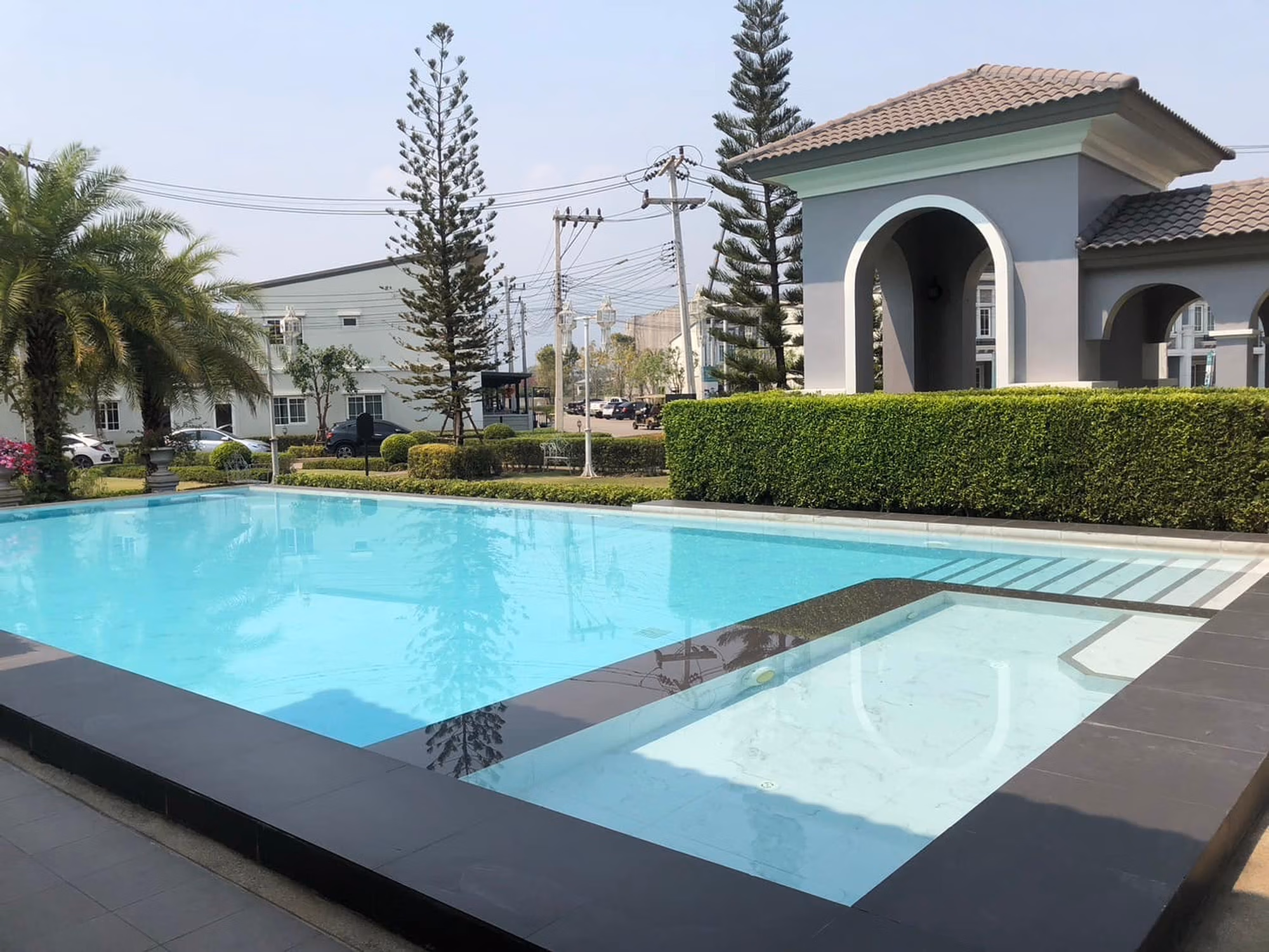 Townhouse for Rent at Golden Town RuamChok - Image 14