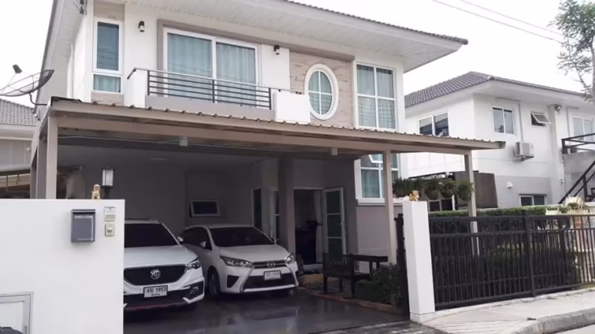 4 Bedroom House - Image 8