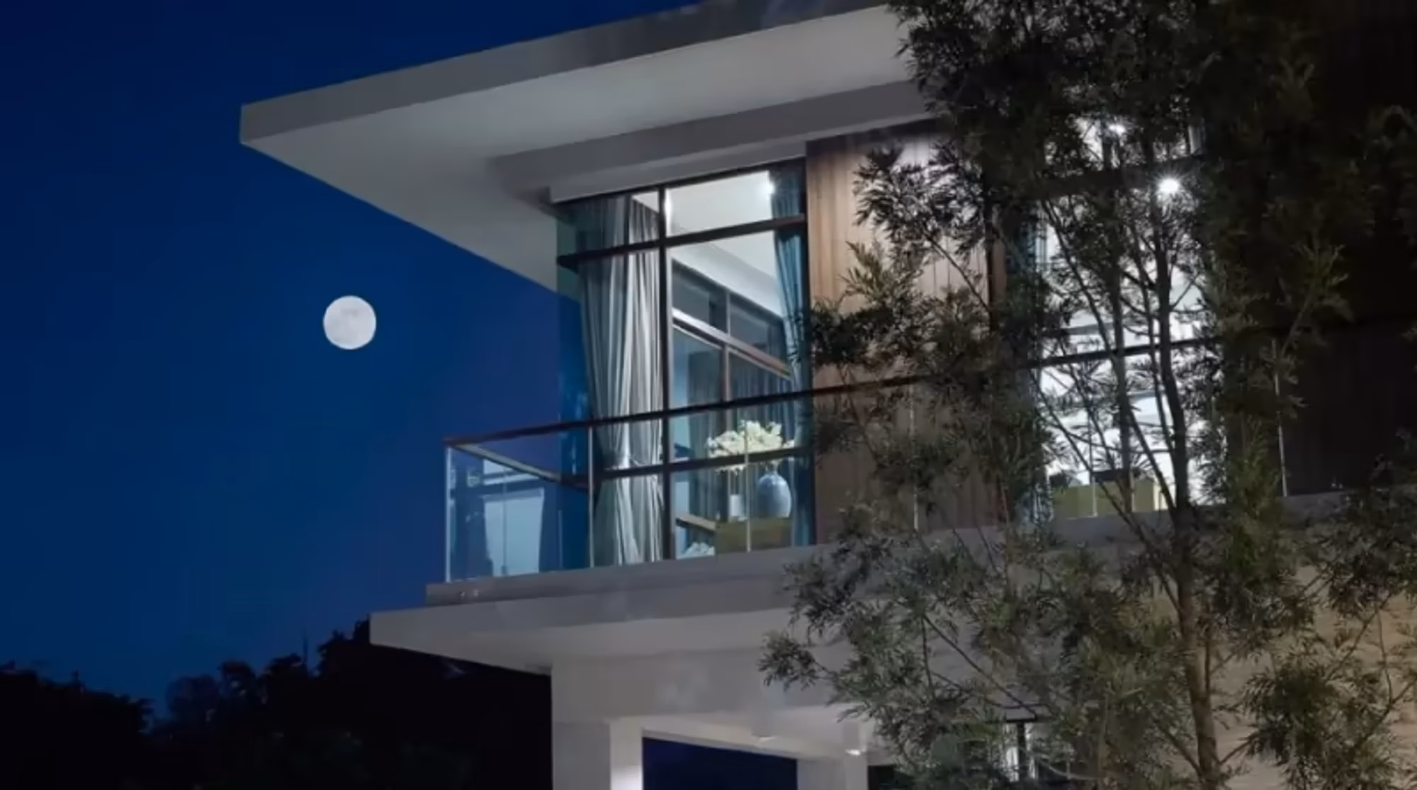 3 Bedroom House - Image 4