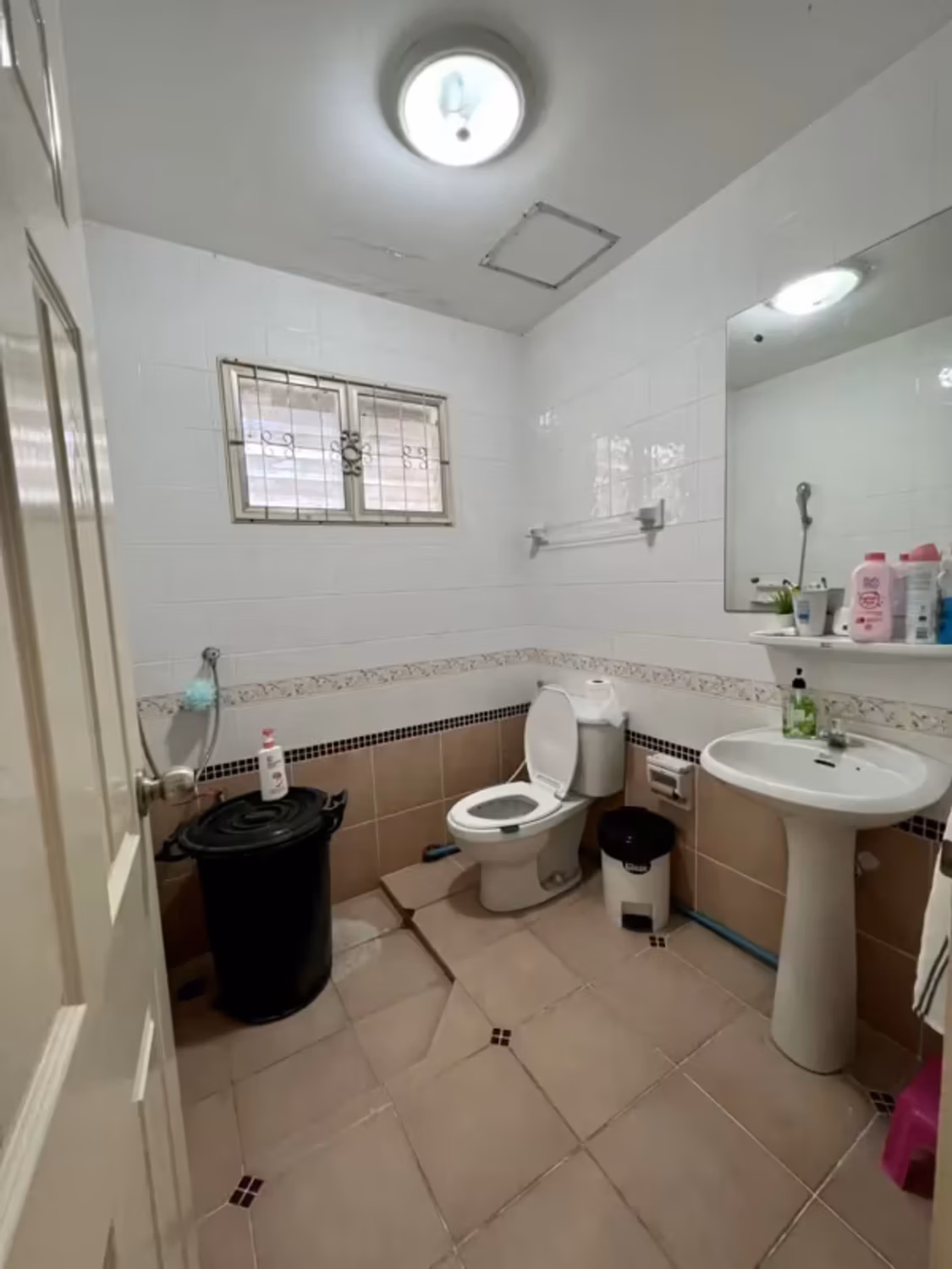 3 Bedroom House - Image 3