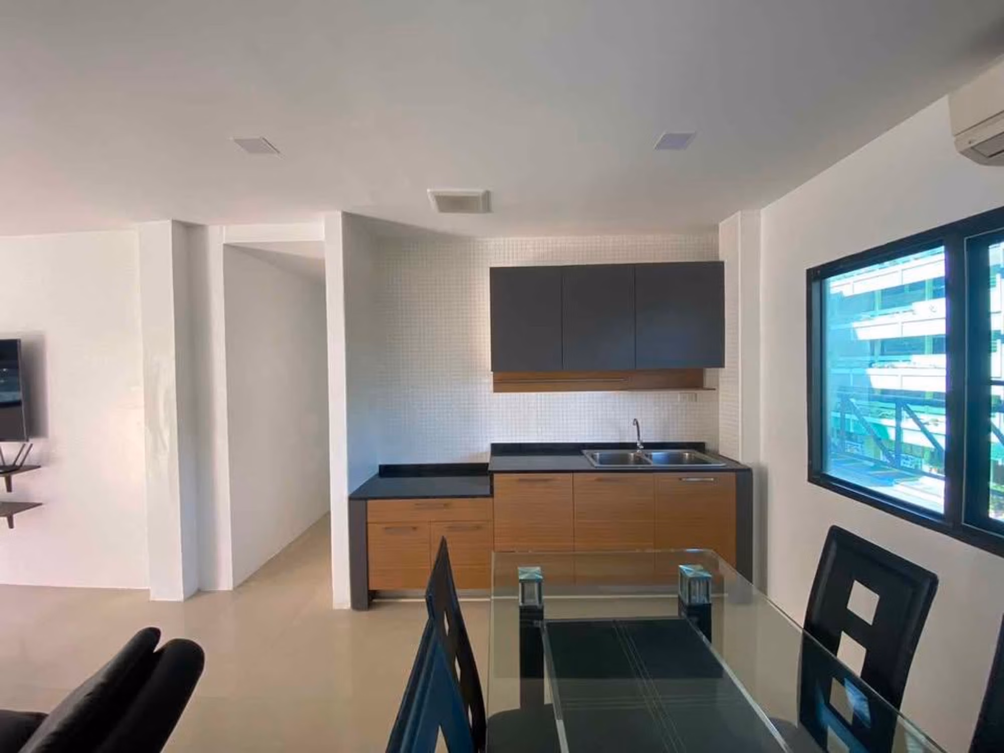 2 Bed Condo for Rent in Watthana - Image 5