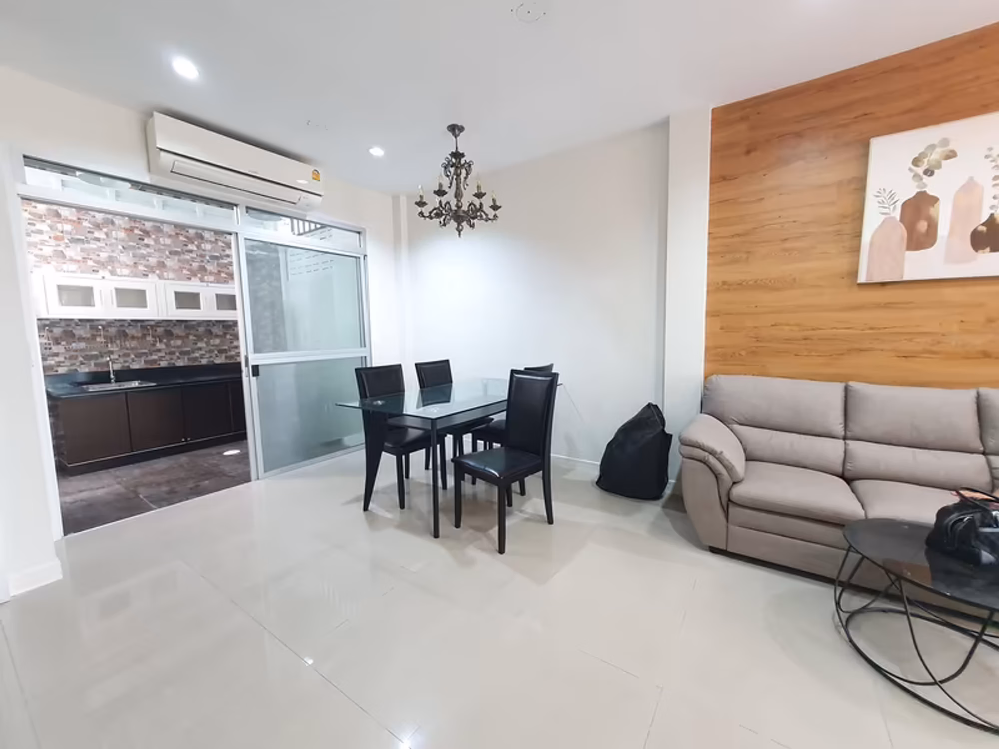 House for Rent in Prawet. - Image 1