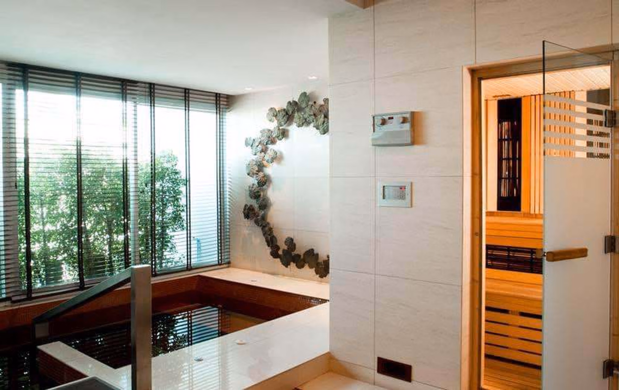 Condo for Rent at Circle Condominium - Image 22