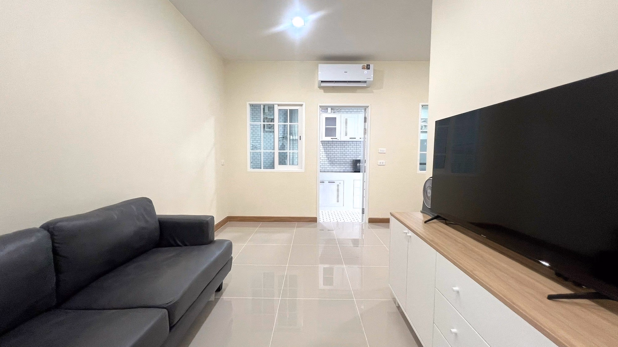 2 Bed Townhouse for Rent in Mueang Chiang Mai - Image 9