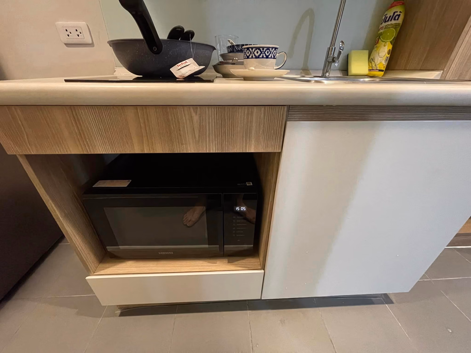 1 Bedroom Condo - Image 7