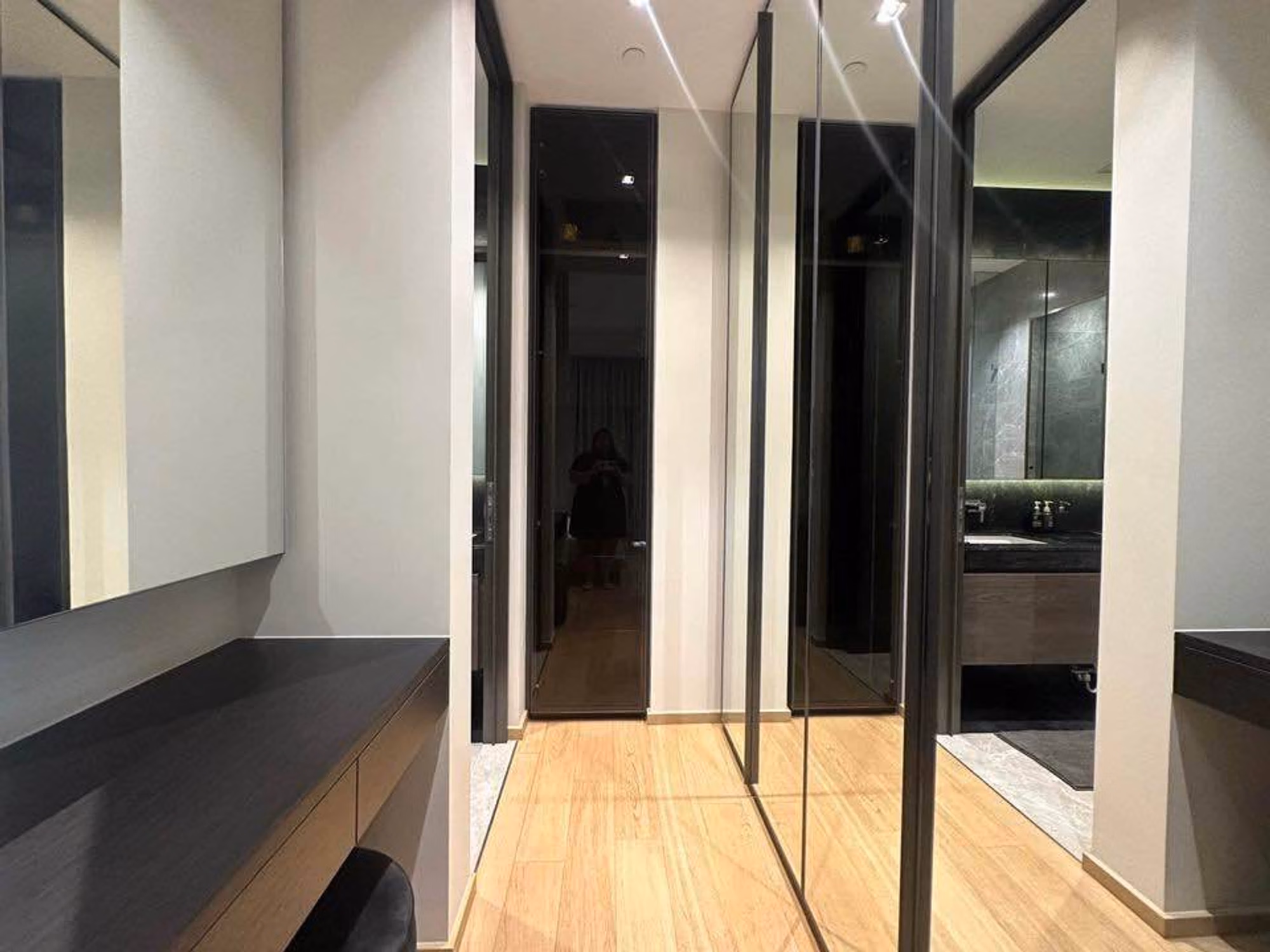 1 Bed Condo for Rent in Pathum Wan - Image 7