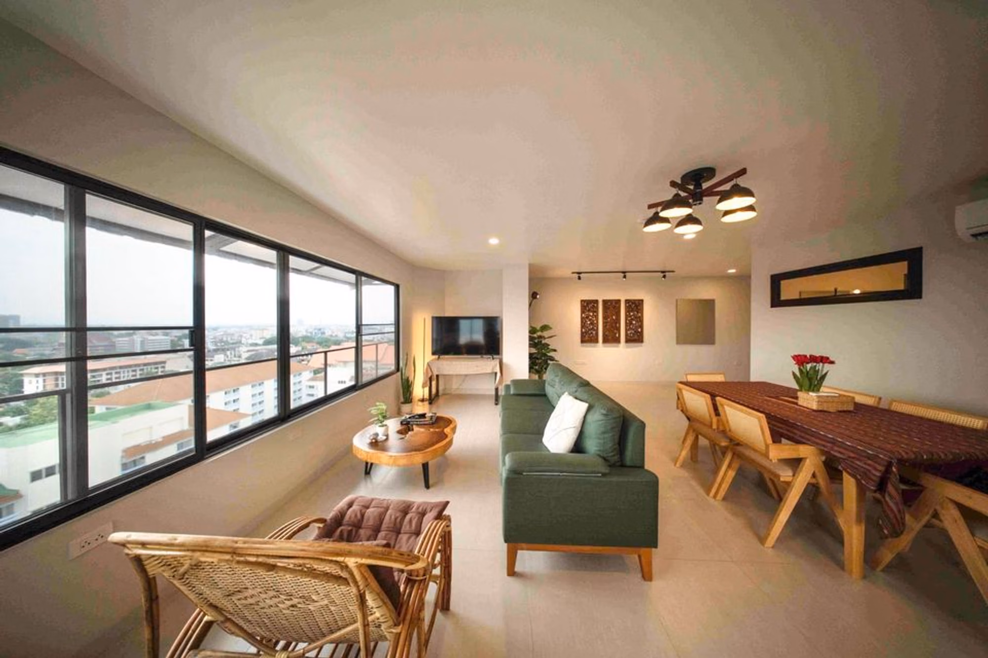 2 Bed Condo for Rent and Sale in Mueang Chiang Mai - Image 1