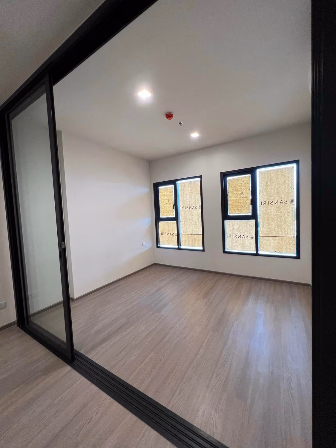 1 Bed Condo for Sale  Near Ramkhamhaeng ARL - Image 2