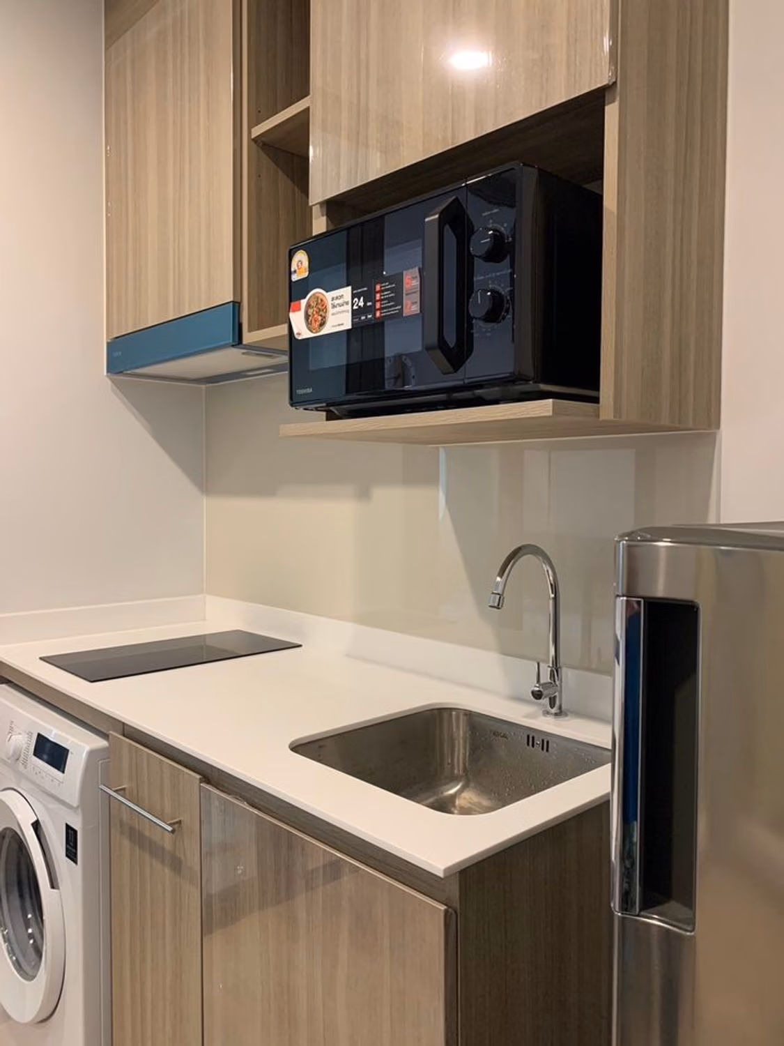 Studio Condo for Rent in Khlong Toei - Image 3