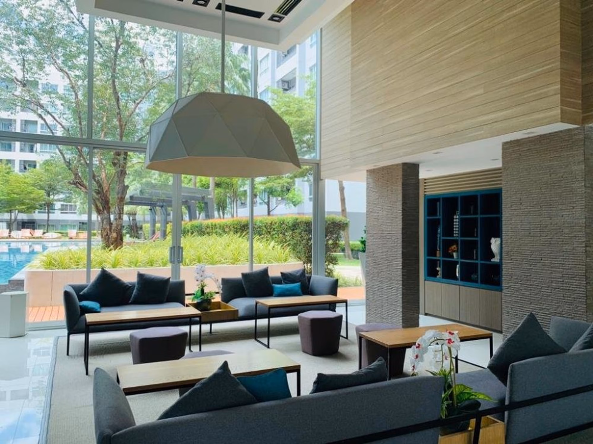 1 Bed Condo for Rent  Near Punnawithi BTS - Image 11