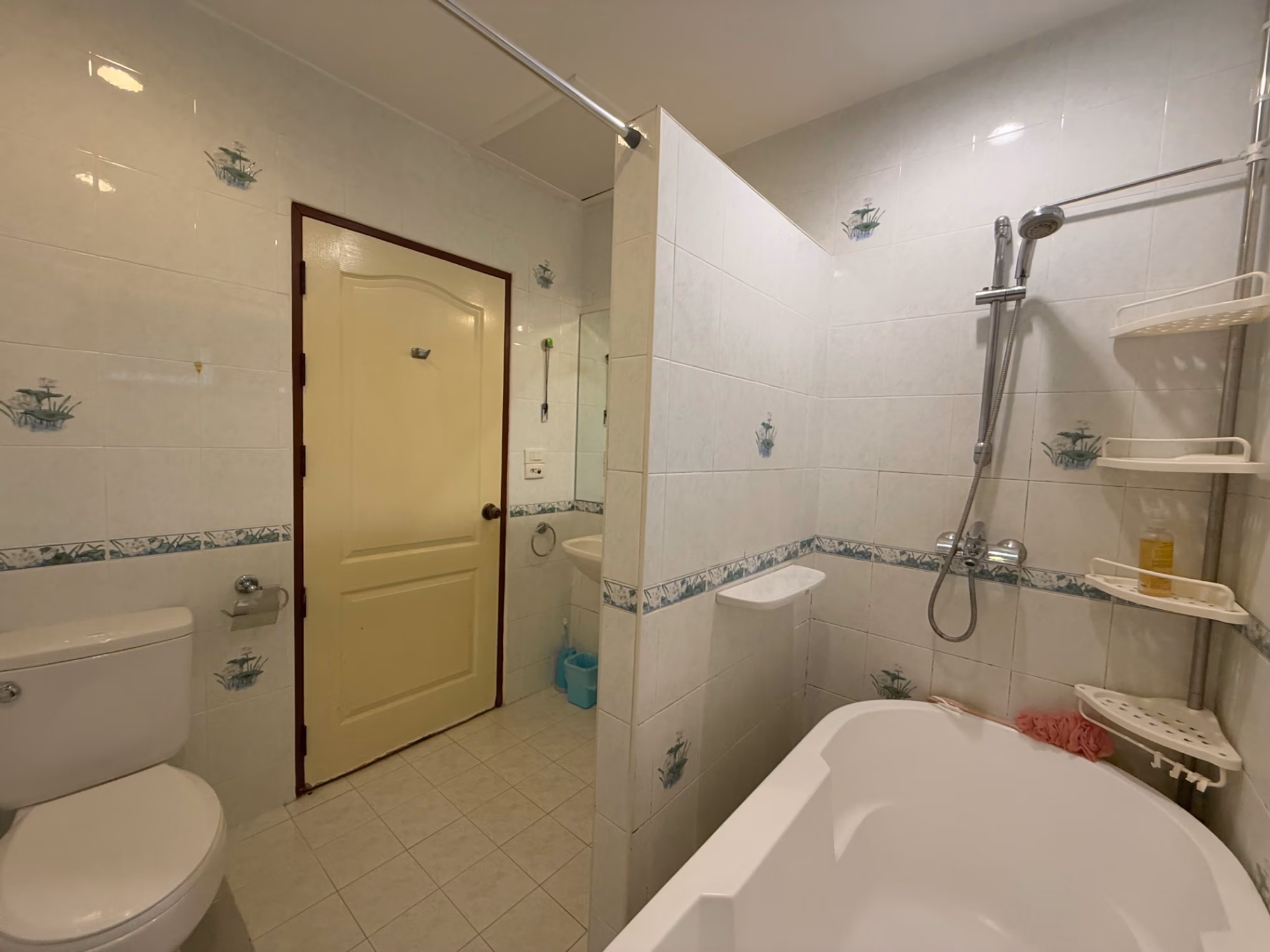 3 Bed House for Rent in Hang Dong - Image 30