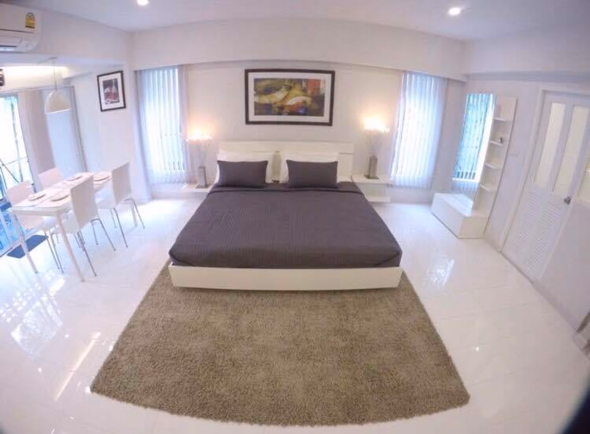 Flawless Sathon Residence - Image 2