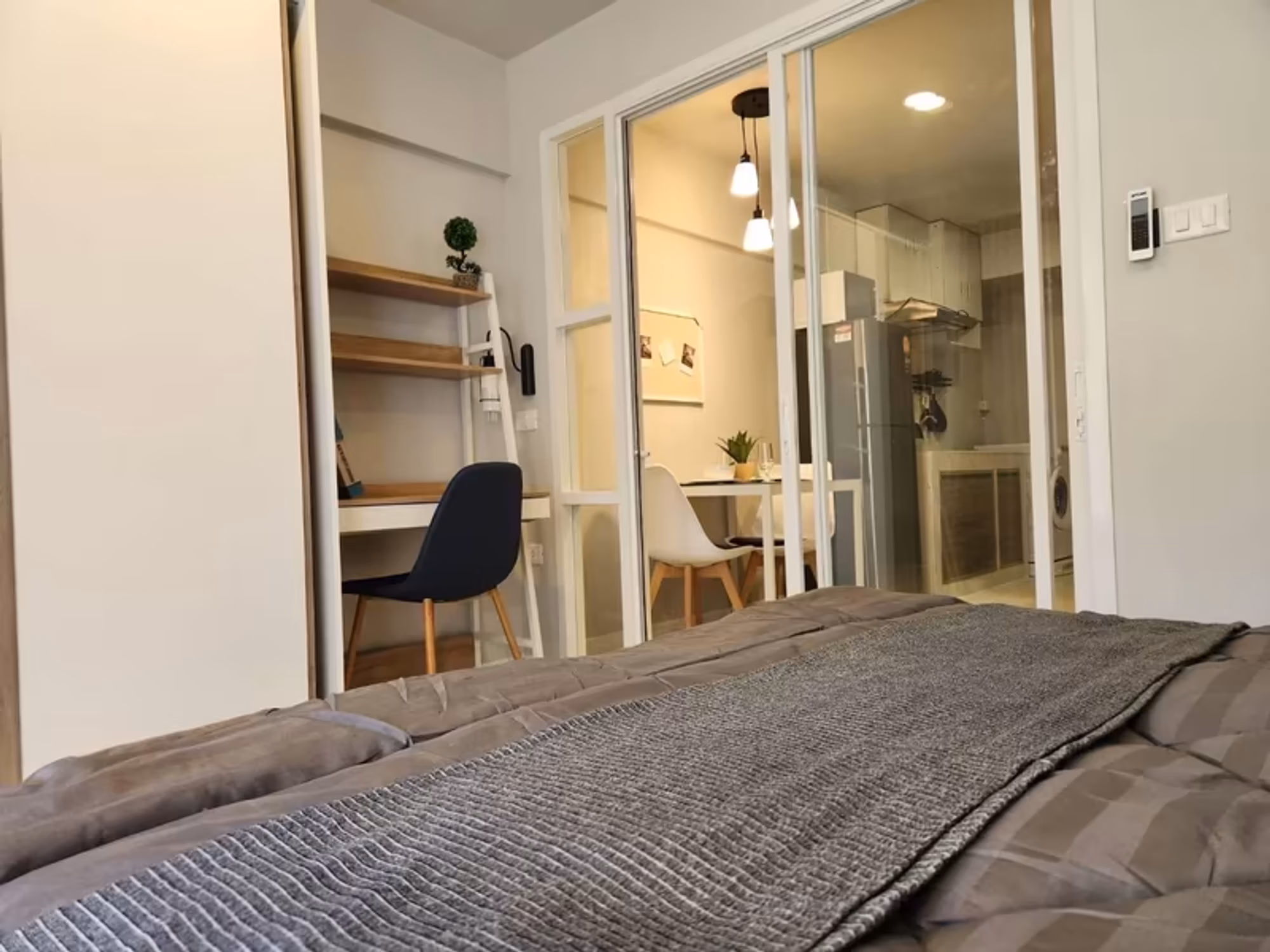 Condo - Image 5