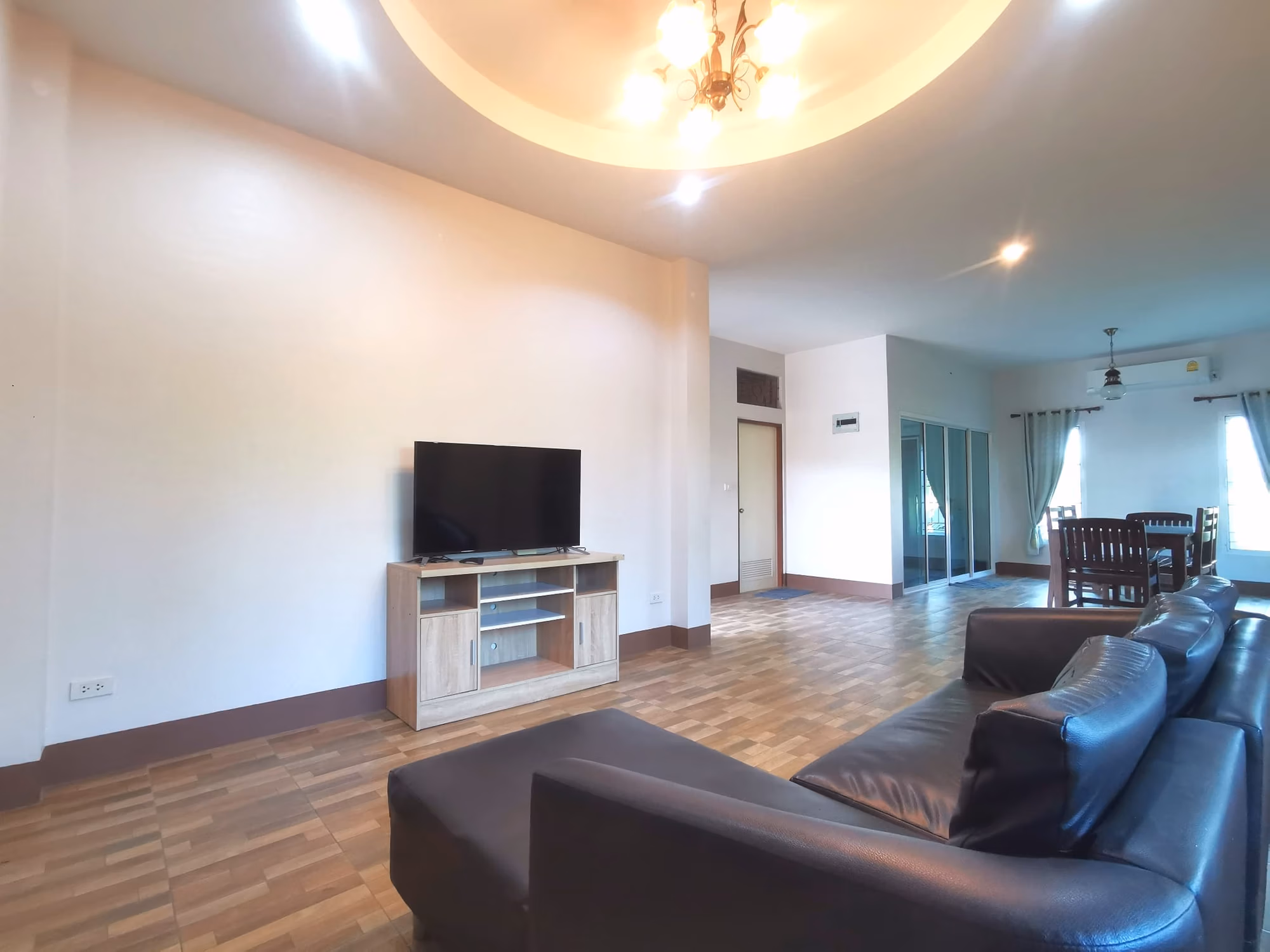 2 Bed House for Rent in Mueang Chiang Mai - Image 2
