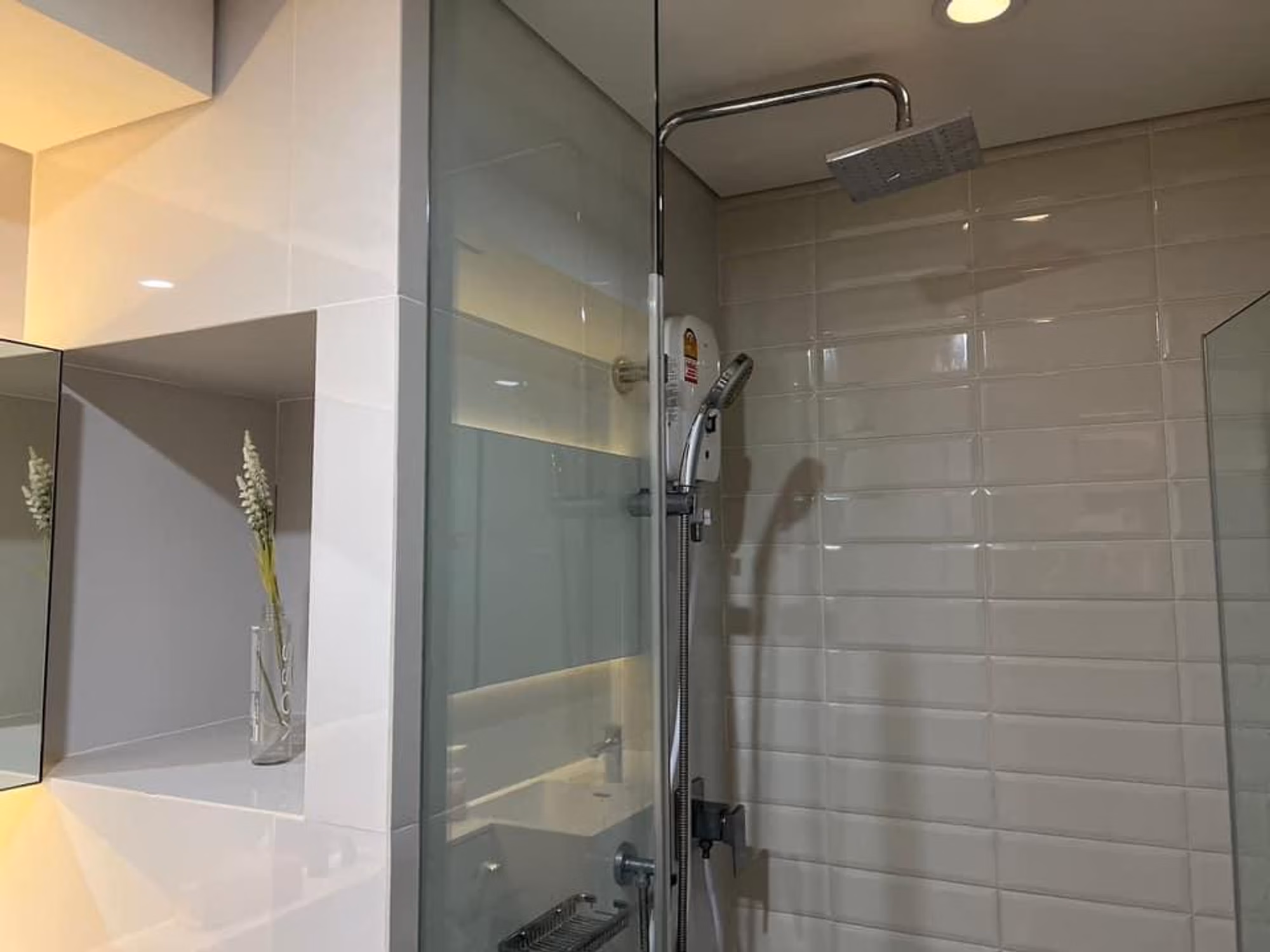 1 Bed Condo for Sale in Phra Khanong - Image 8