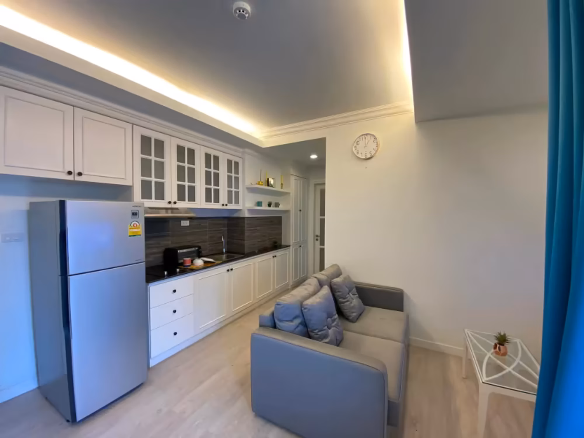 1 Bedroom Condo - Image 6