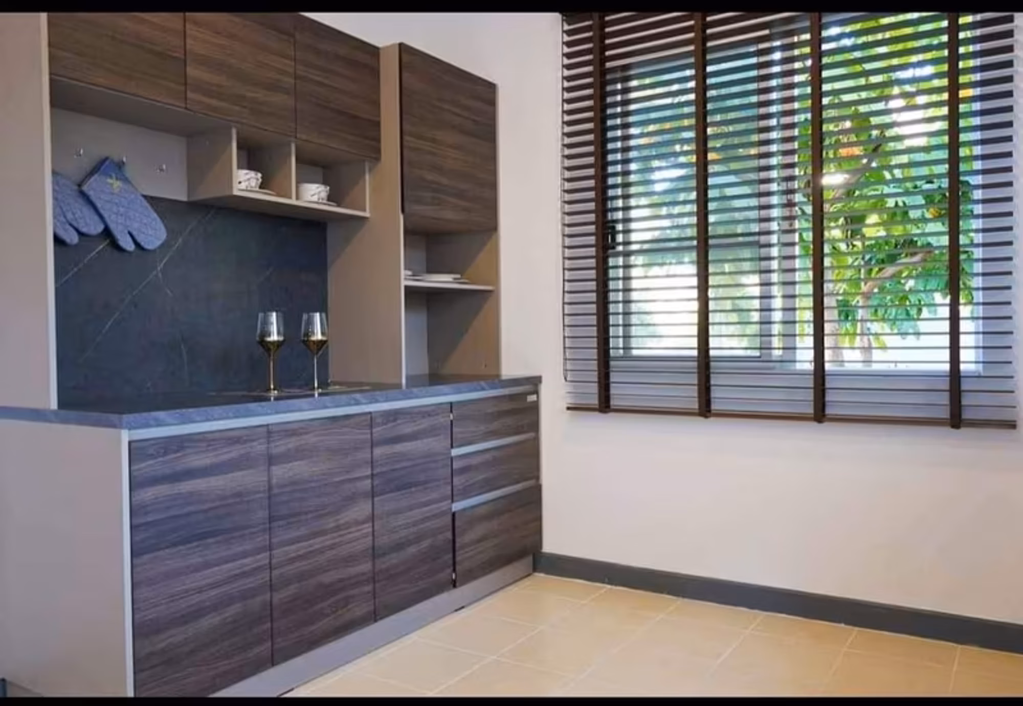 3 Bedroom House - Image 7