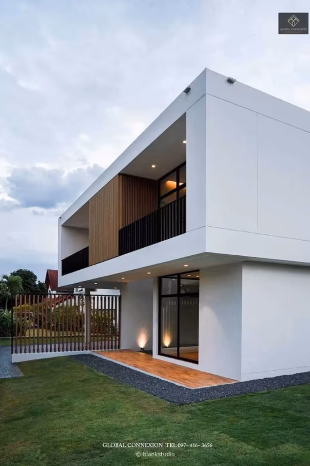 4 Bedroom House - Image 9