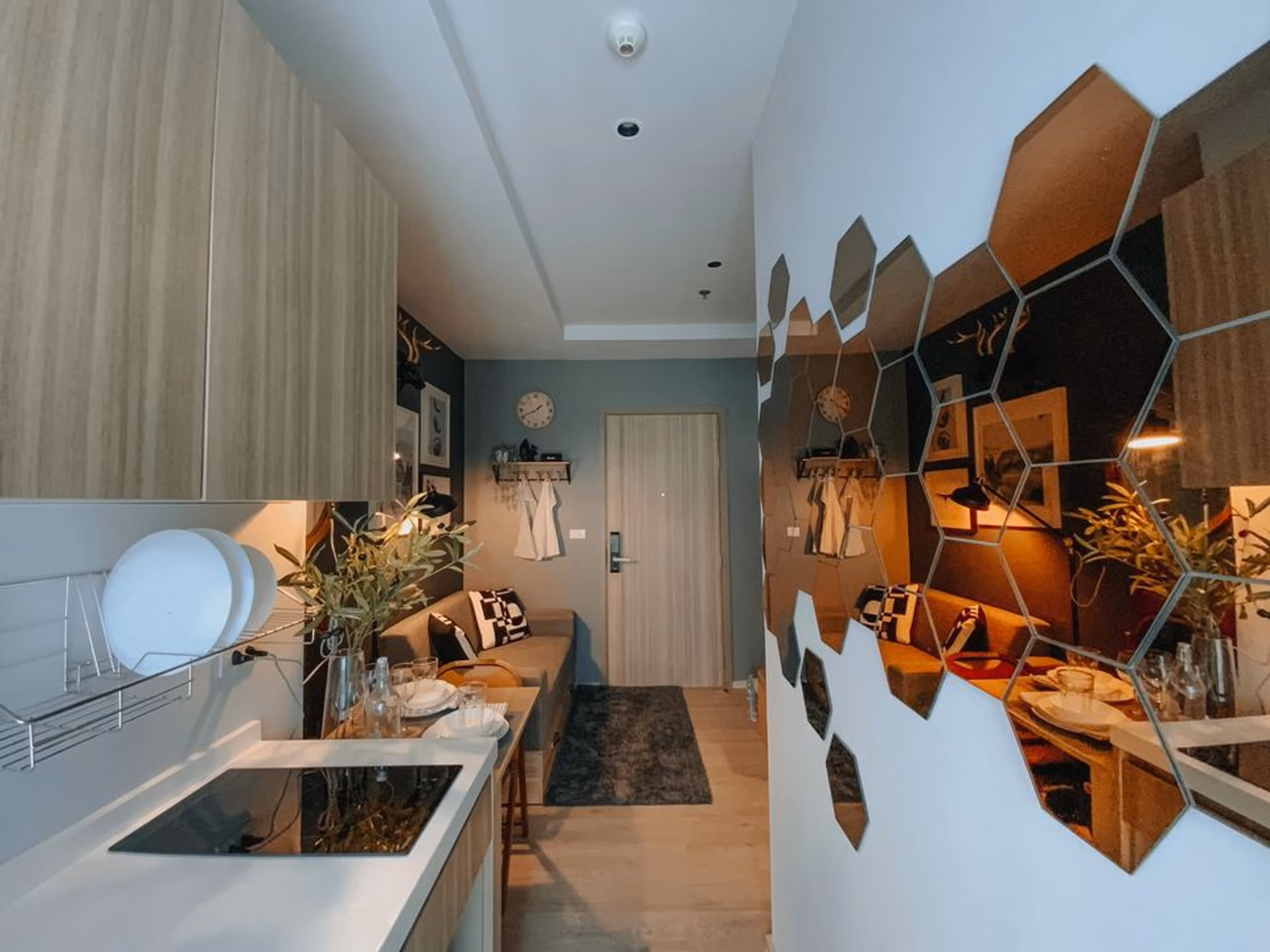 Condo for Rent at Altitude Unicorn Sathorn - Image 14