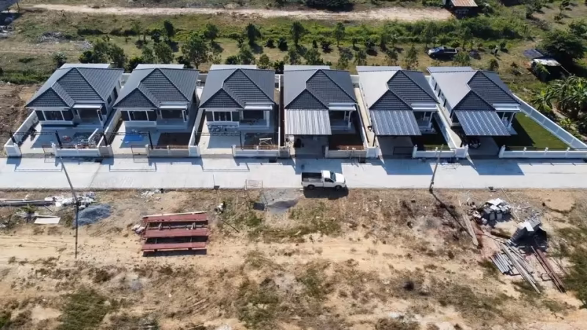 3 Bedroom House - Image 10