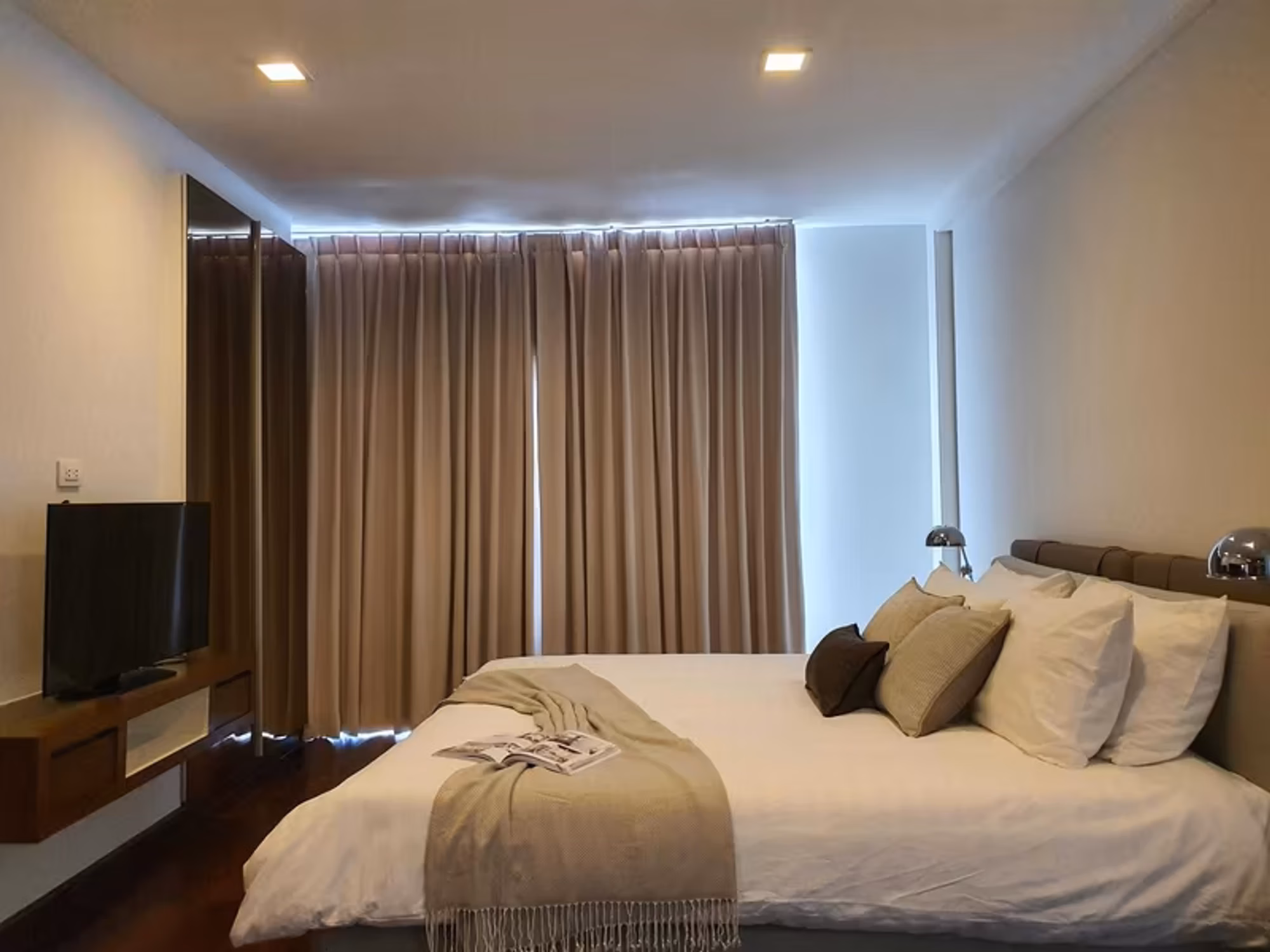 Condo for Sale, Sale w/Tenant at Nusasiri Grand Condominium - Image 2