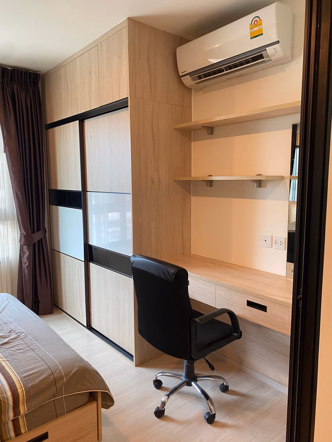 Condo for Rent at Life Asoke - Image 5