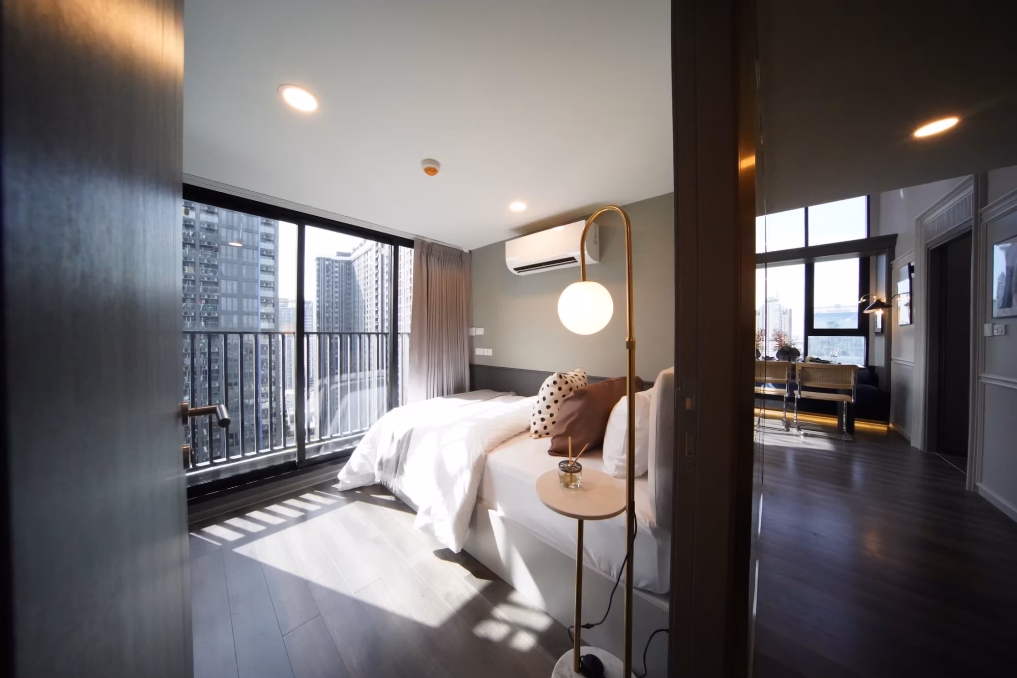 3 Bed Condo for Sale  Near Phra Ram 9 MRT - Image 6