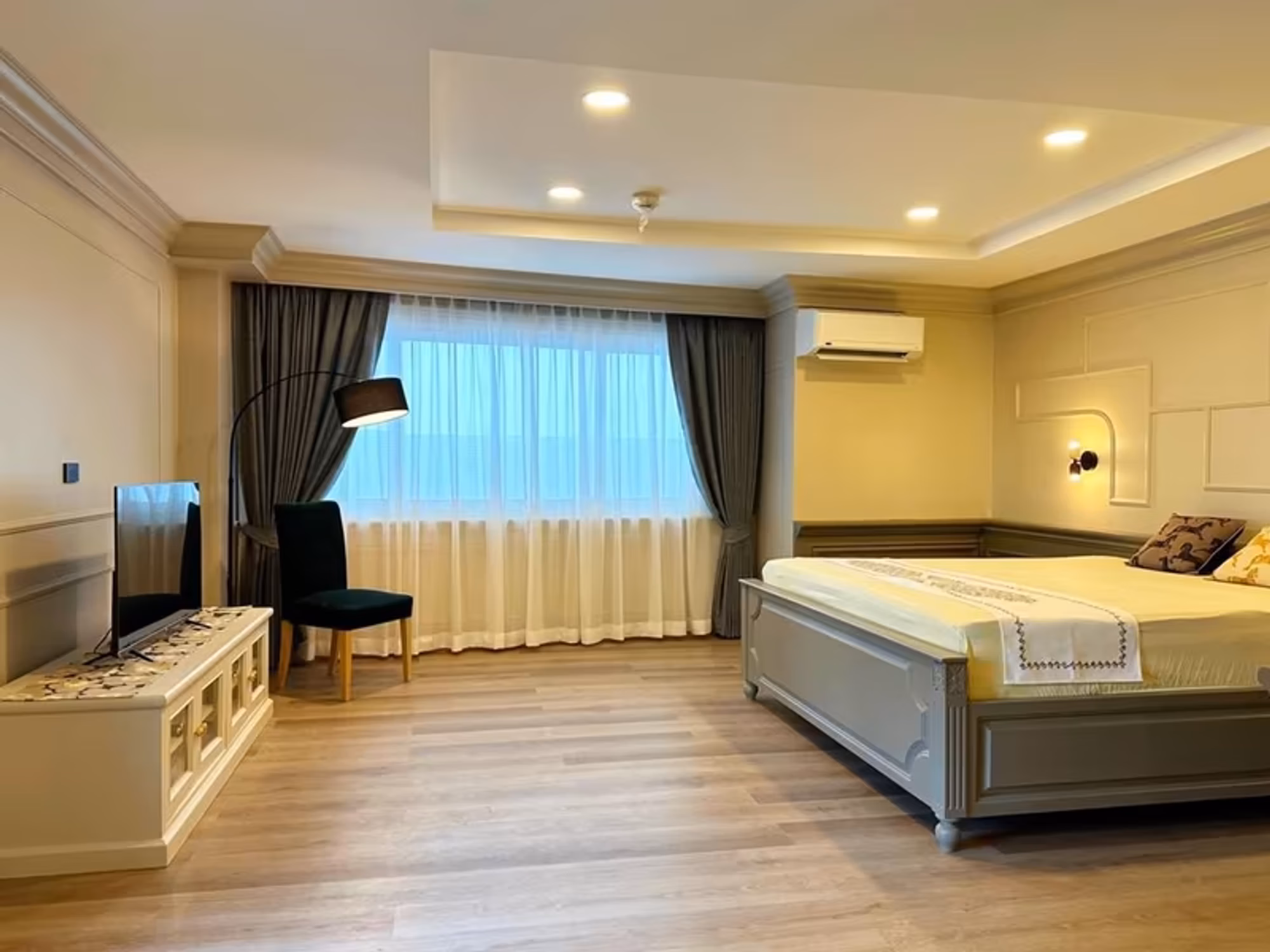 Condo for Rent at Euro Classic Condominium - Image 11