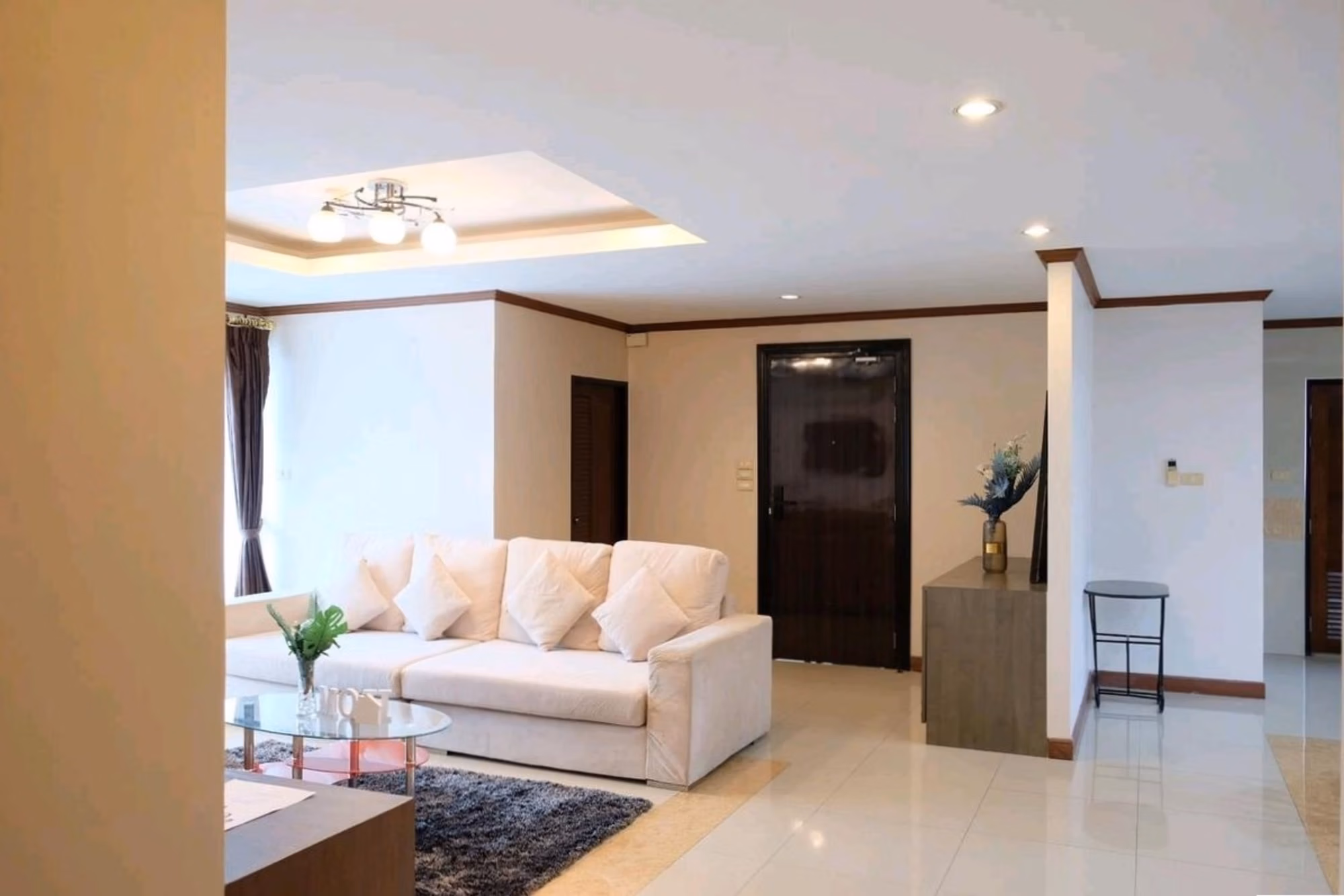 27 Bed Commercial for Rent in Watthana - Image 6