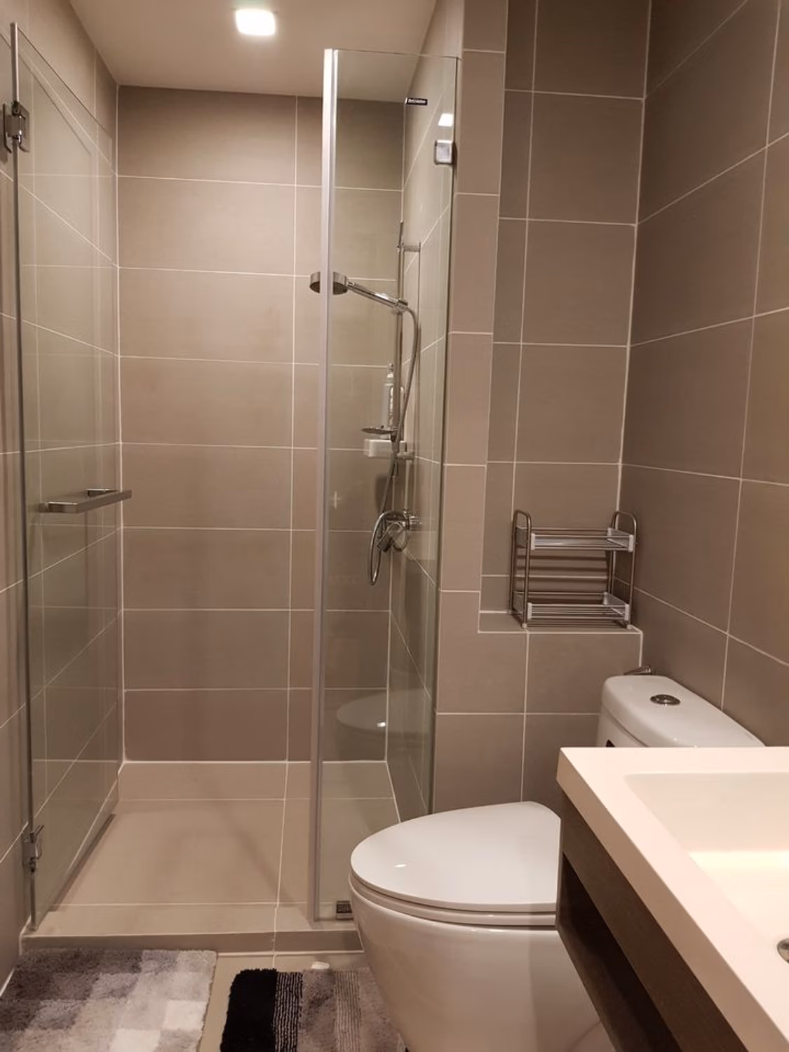 Condo - Image 8