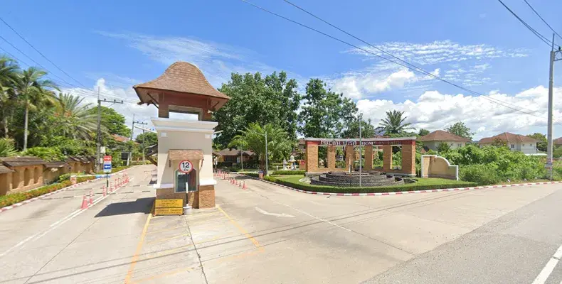 3 Bedroom House - Image 25