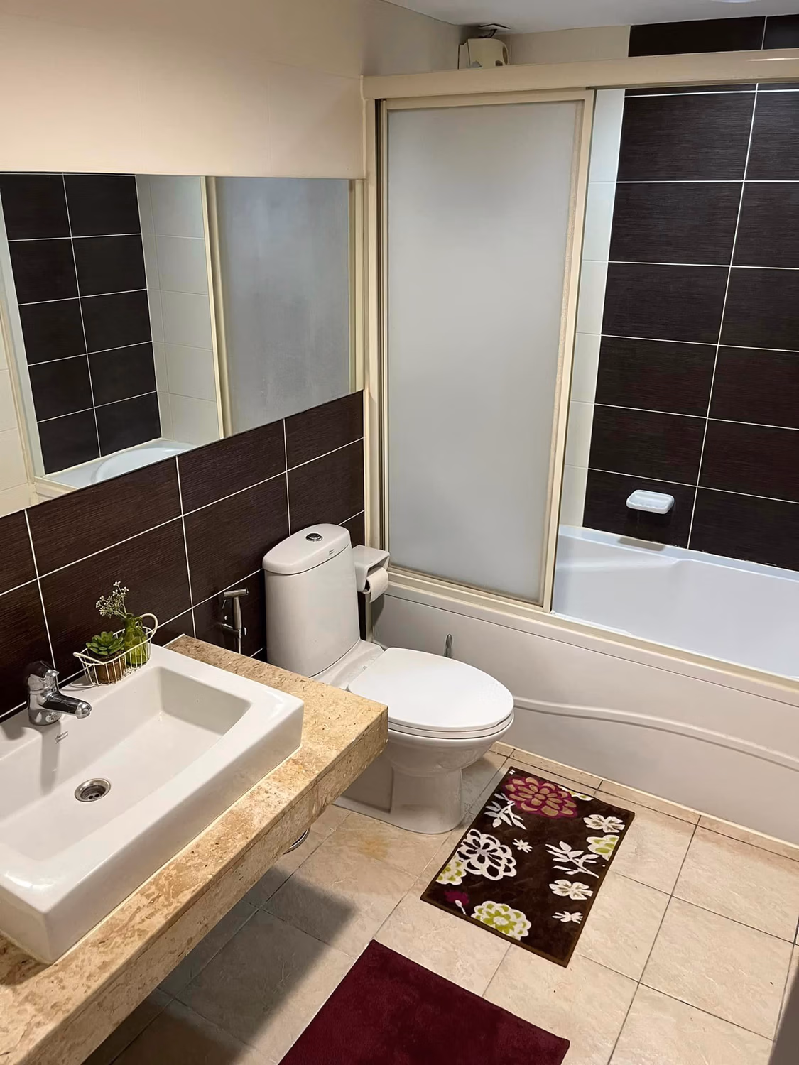 2 Bed Condo for Rent in Watthana - Image 8