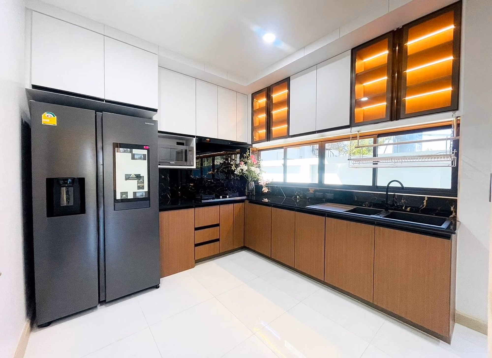 4 ห้องนอน บ้าน สำหรับ ขาย ใน Hang Dong - Image 3