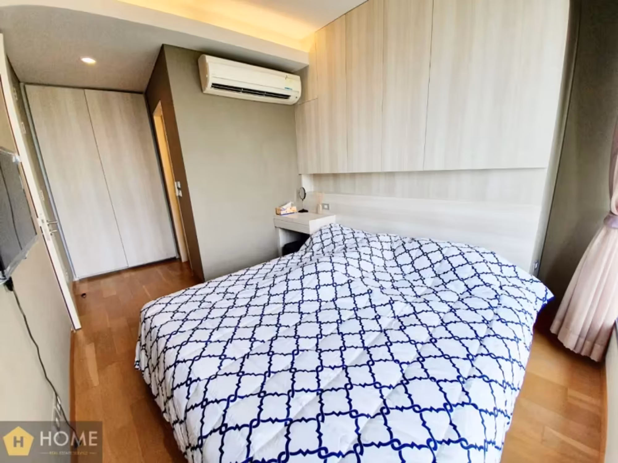 2 Bedroom Condo for Rent at The Lumpini 24 - Image 10