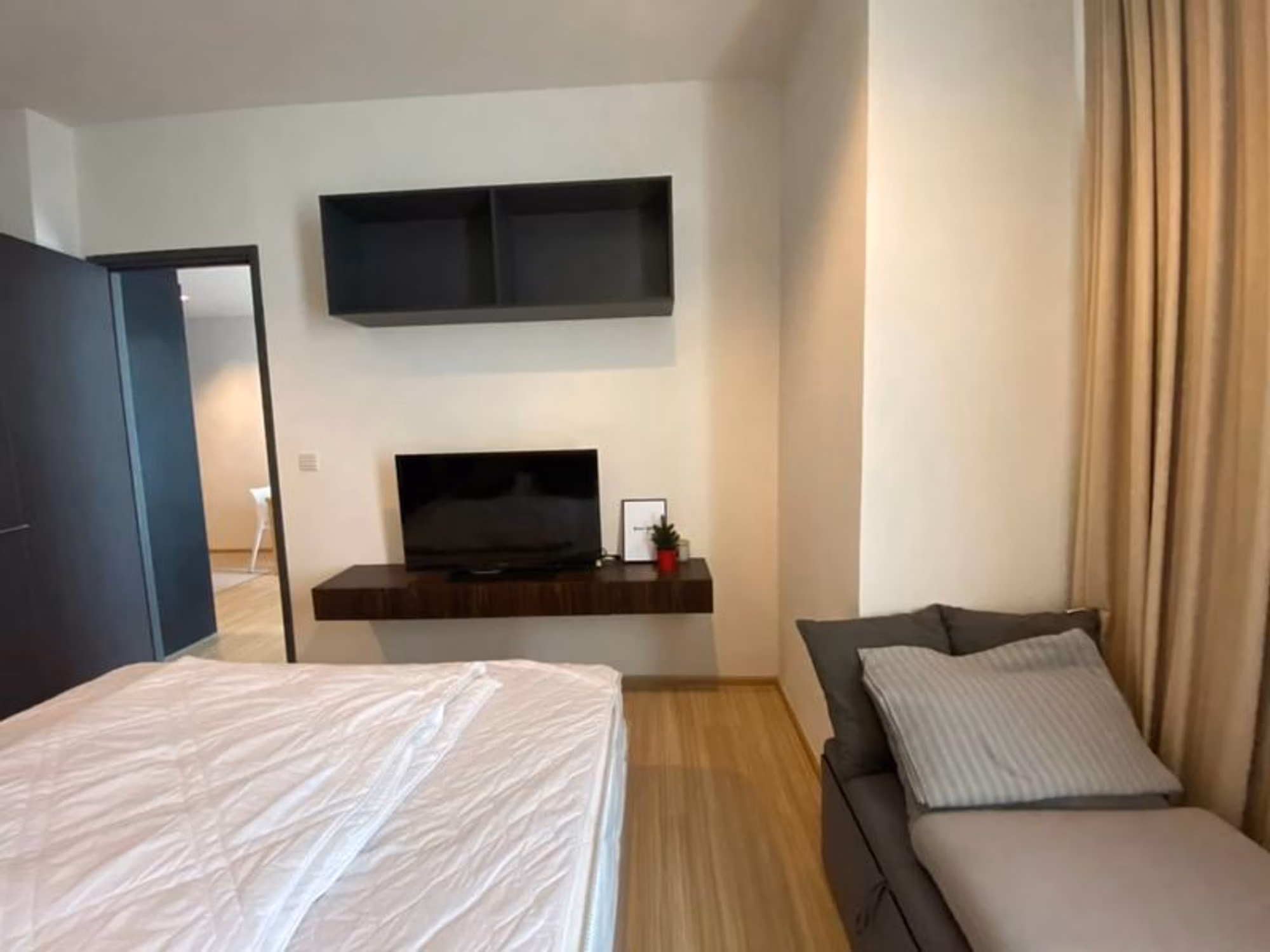 1 Bed Condo for Rent in Watthana - Image 13