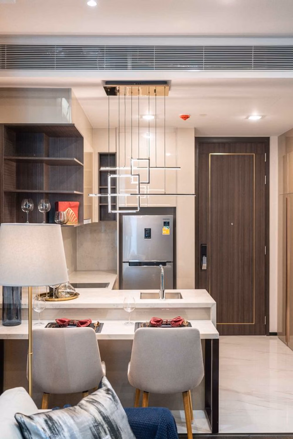 Condo for Rent at Laviq Sukhumvit 57 - Image 4