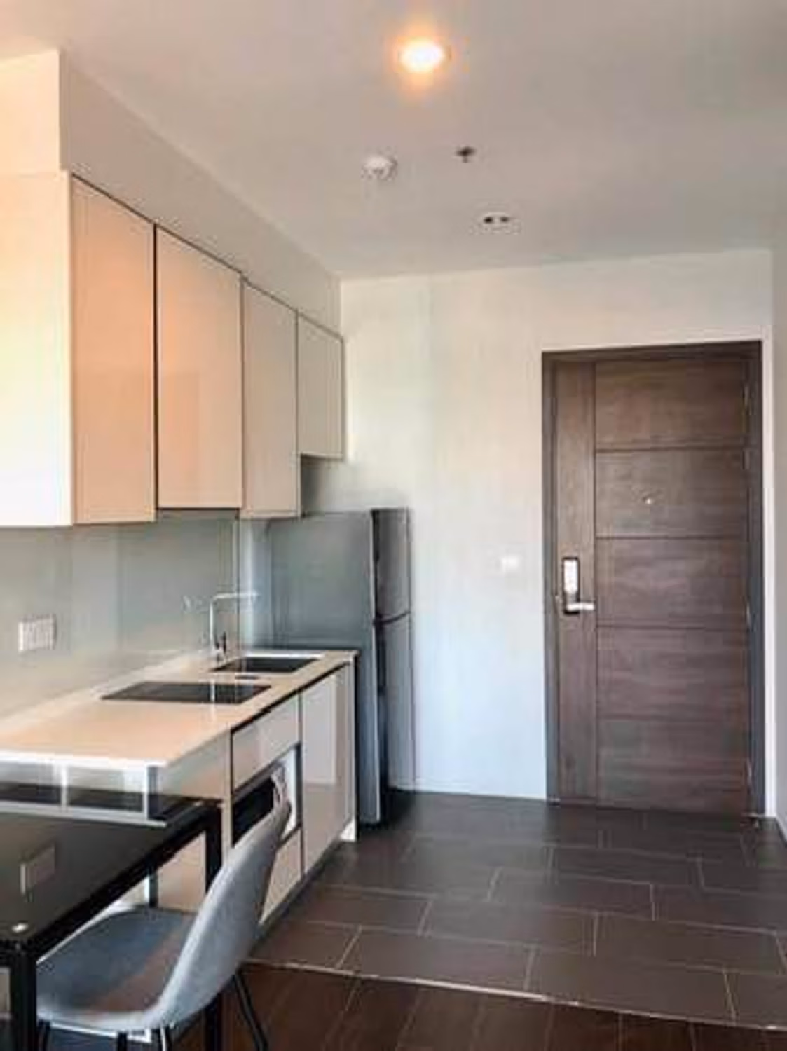 Condo - Image 3