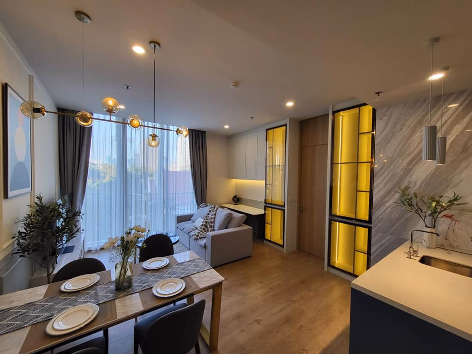 Condo - Image 3