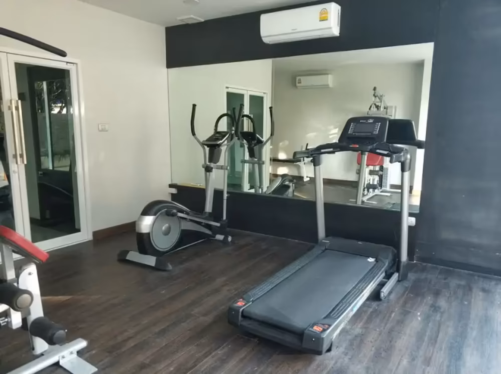 1 Bedroom Condo - Image 6