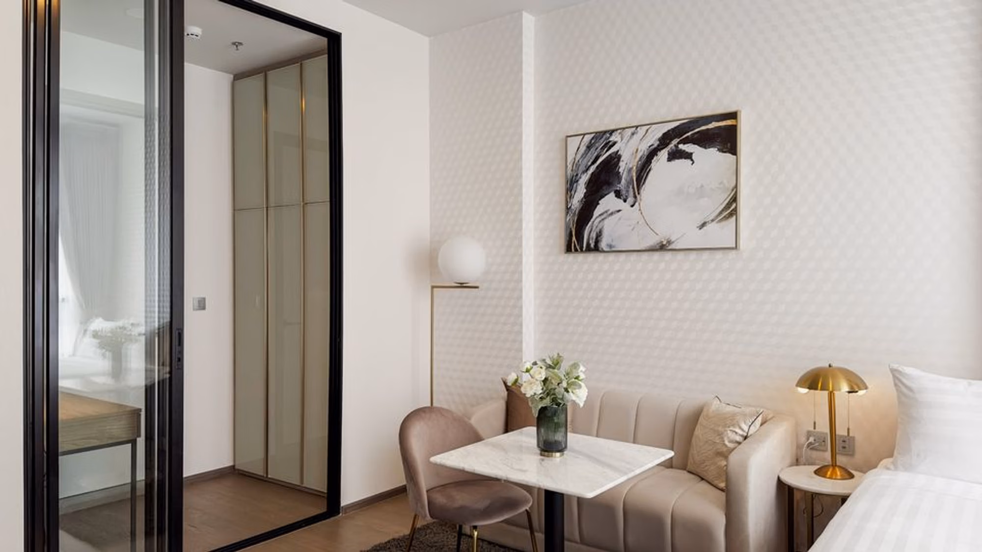 Condo for Rent at PARK ORIGIN PHAYATHAI - Image 2